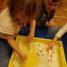 rybki_zabawa_sensoryczna_snieg5